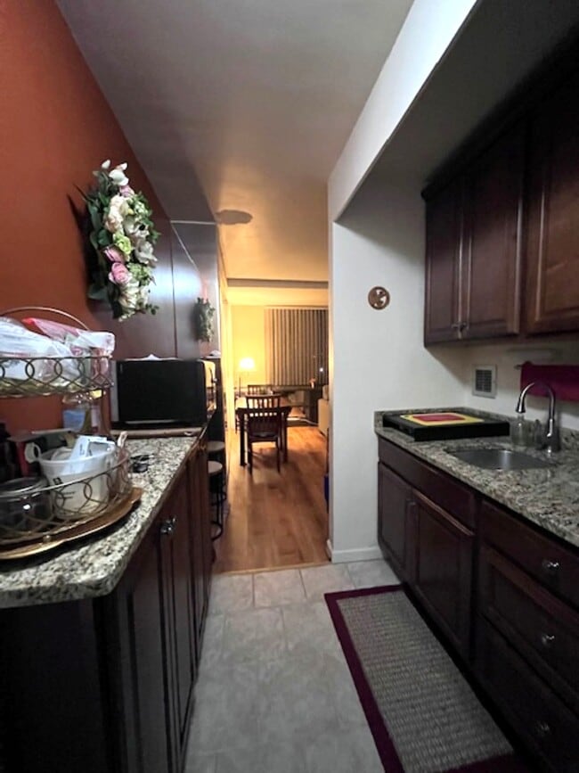 Photo - 1011 Arlington Blvd Unit 627