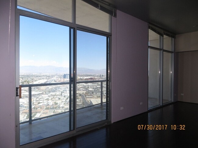 Photo - ALLURE CONDO- 37th Floor- VIEWS!!!! Unit 3709