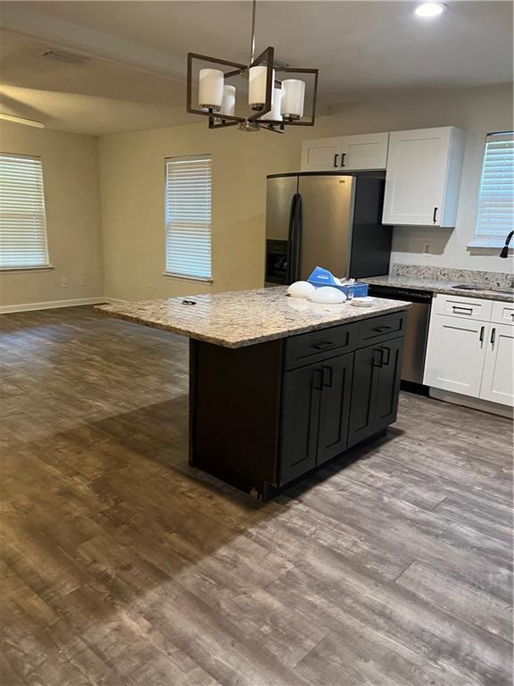 Photo - 409 Lakewood Ave