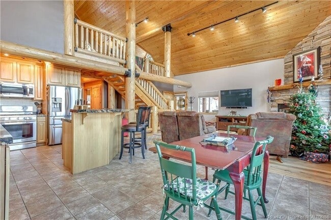 Photo - 430 Parkview Dr