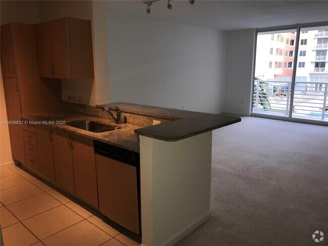 Building Photo - 2775 NE 187th St Unit 219 Rental