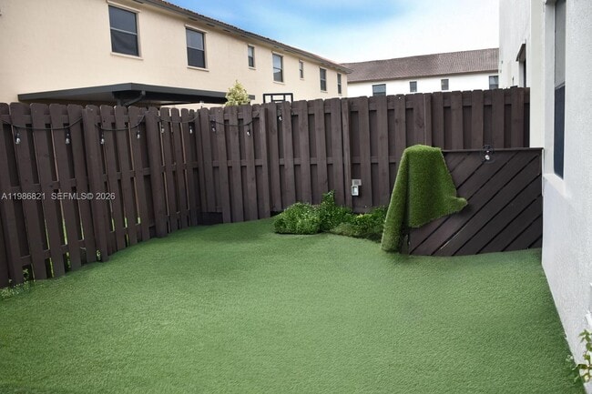 Photo - 11364 SW 233rd St