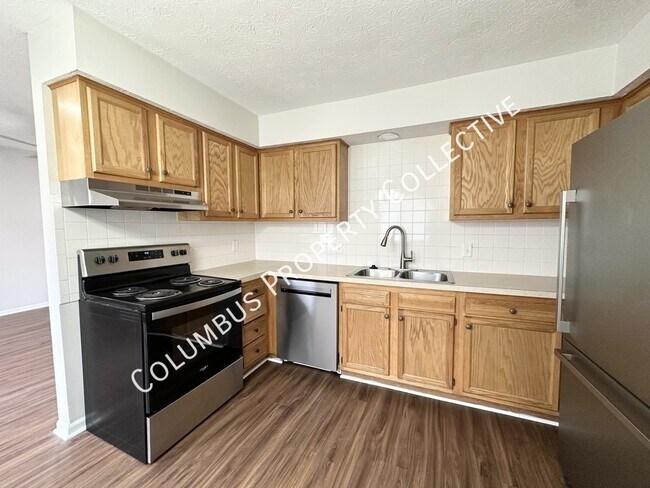 Photo - 906 S Spring Rd