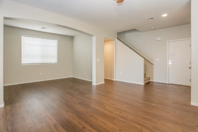 Photo - 5293 Brazelton St