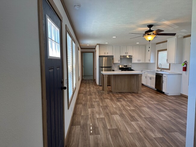 Photo - 2101 SW 38th St