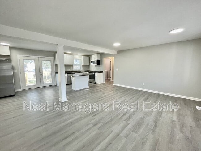 Photo - 5148 Longbranch Dr