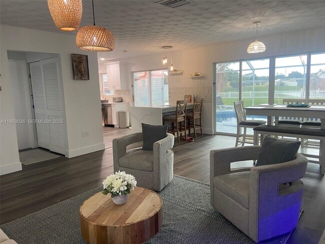 Photo - 3169 Conway Blvd