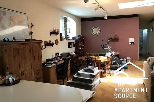 Photo - 1948 W Berteau Ave Unit CH1