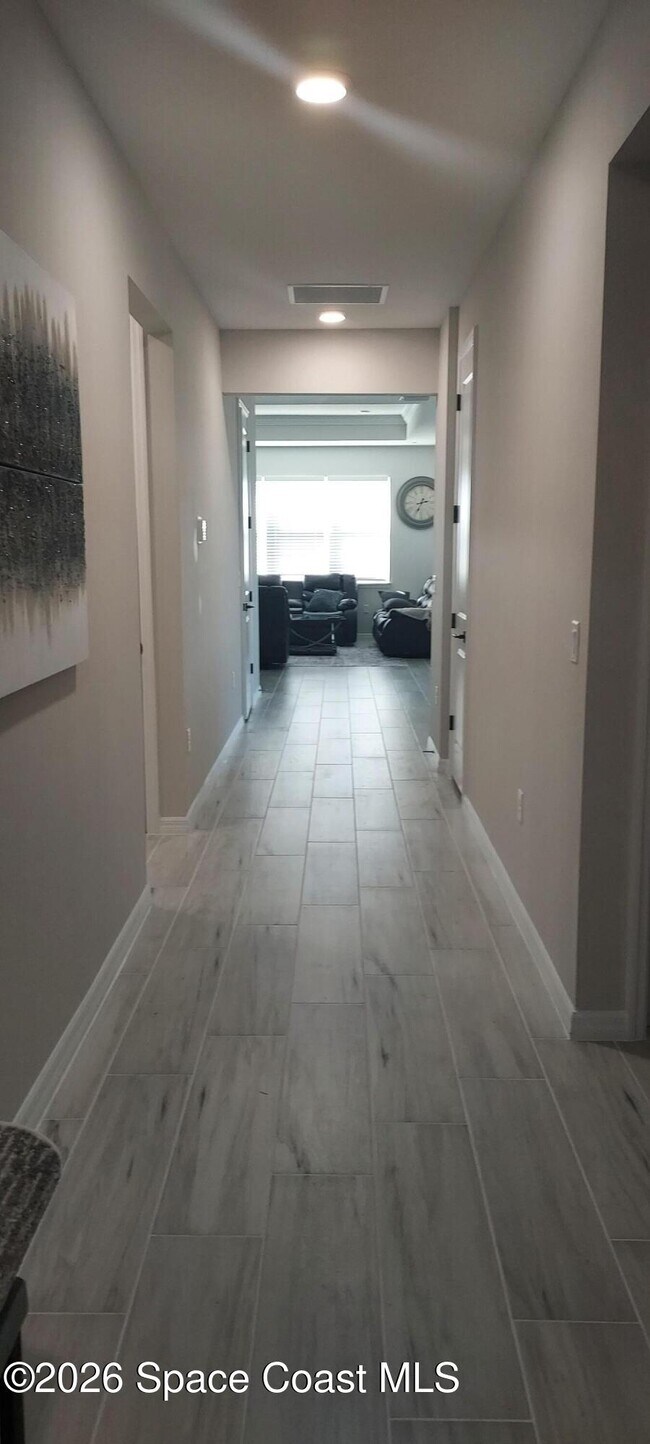 Photo - 5090 Daybreak Dr