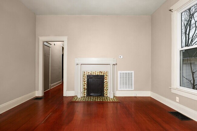 Photo - For Rent: 2BR, 1BA duplex Unit A