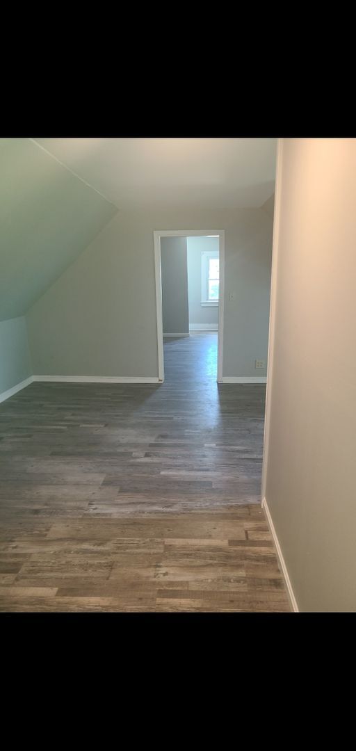 Photo - 4 Bed, 2 Bath/Remodled