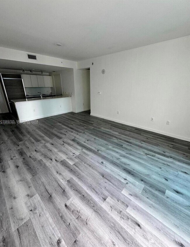Building Photo - 1100 S Miami Ave Unit 2409