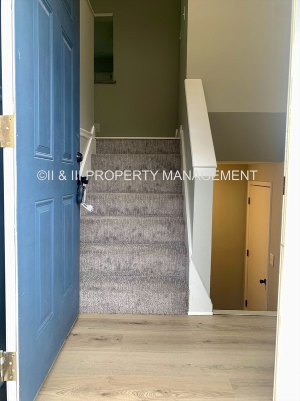 Photo - 815 E Johnston St