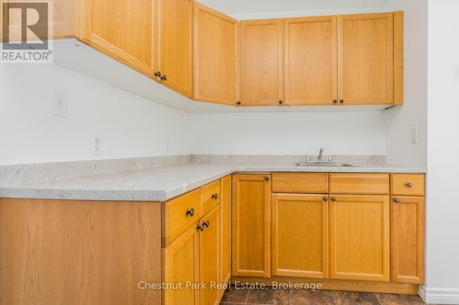 Photo - 285 Ste Marie St Unité 4