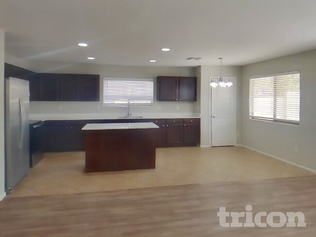 Photo - 40081 W Hayden Dr