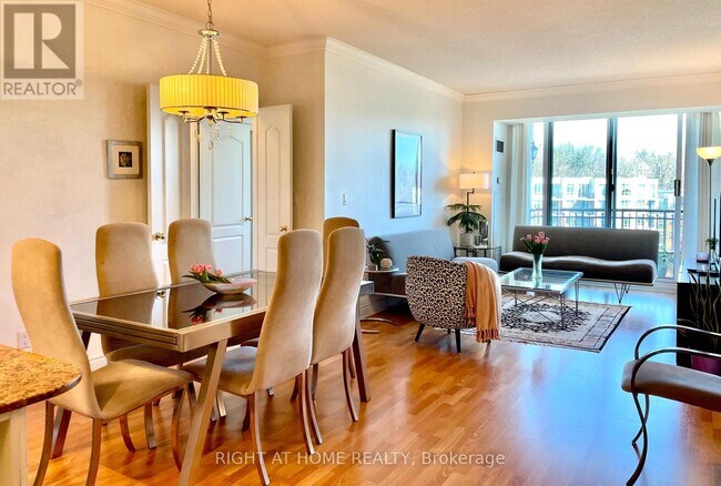 Photo - 28 William Carson Crescent Unit PH 23