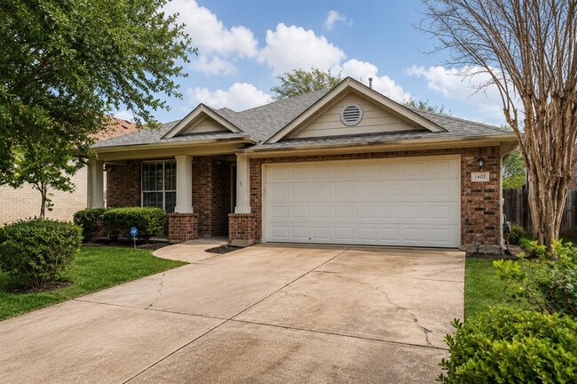 Photo - 1402 Weatherford Dr
