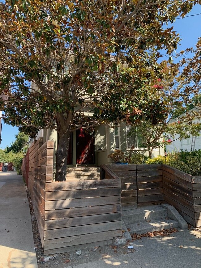 Photo - Great Upper Unit Unit 1519