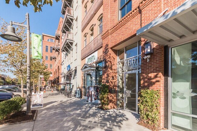 Photo - 360 Chambers St Unidad 152