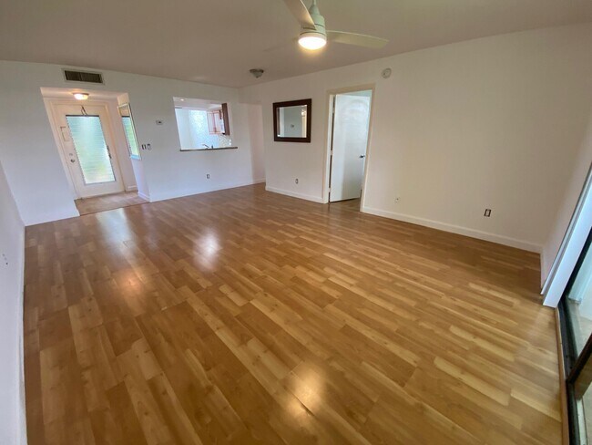 Photo - 7310 NW 18th St Unit 107