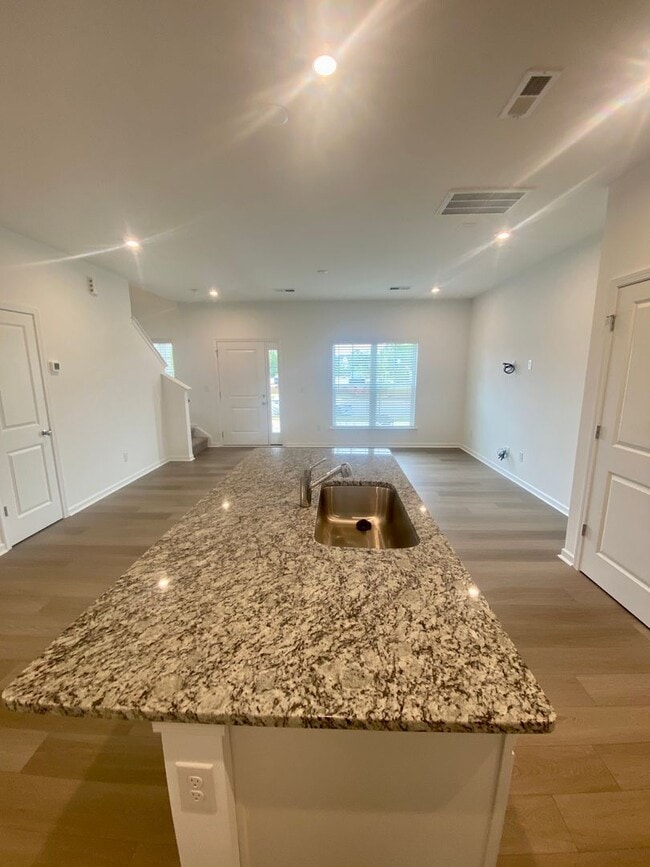 Photo - Well Maintained 3BR/2.5BA Townhouse in Pringle Townes; Available July 10