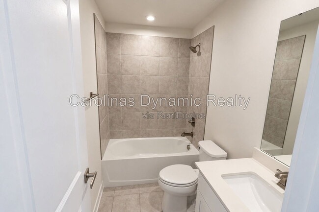 1226 Gleason Wy