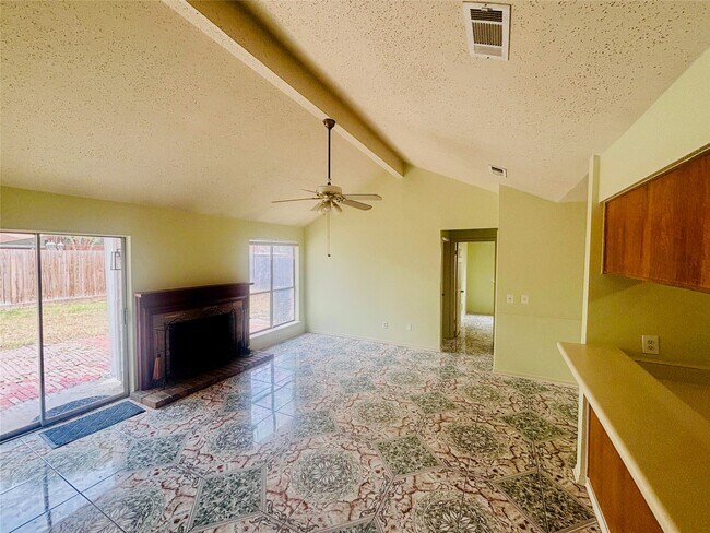 Photo - 6711 Prairie Village Dr