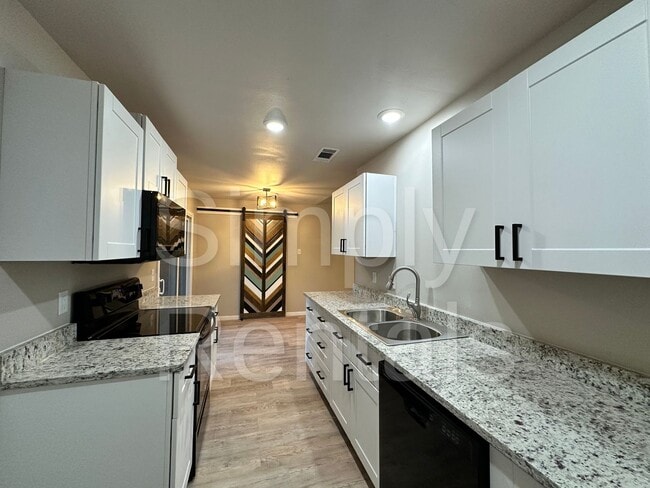 Photo - 6716 Flamingo Rd
