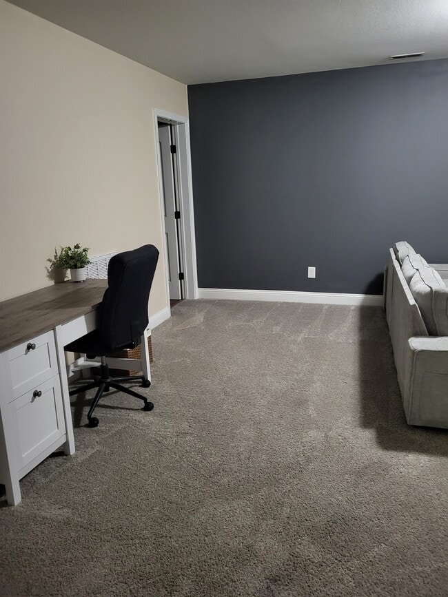 Photo - 7809 Elkton Ln