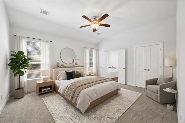 Photo - 260 Shoreview Dr