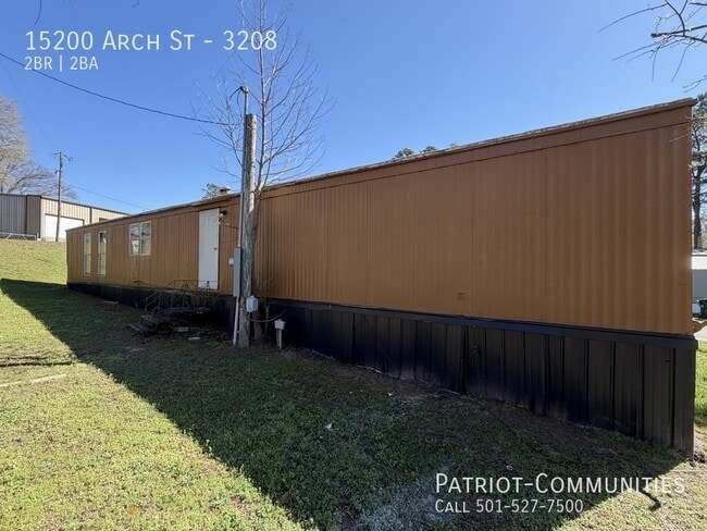 Photo - 15200 Arch St Pike