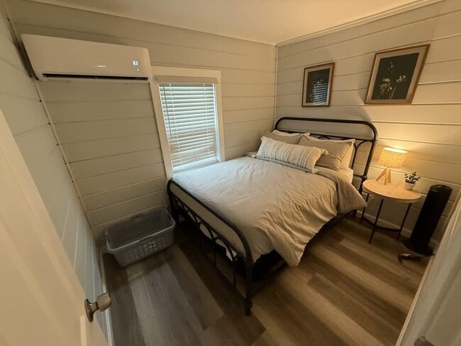 Photo - 19 Auburn Ave Unit 1