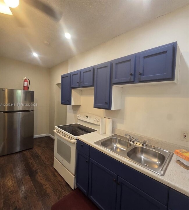 Photo - 1008 N 18th Ct Unit 101B