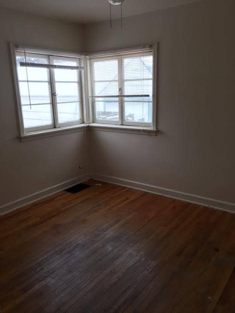 Photo - 900 E 21st St