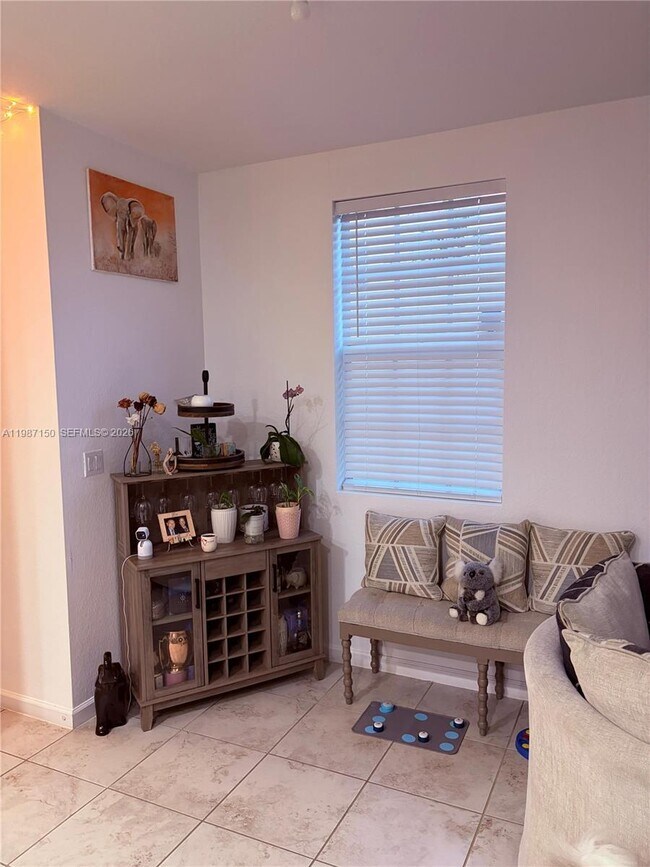 Photo - 4002 NW 11 Dr