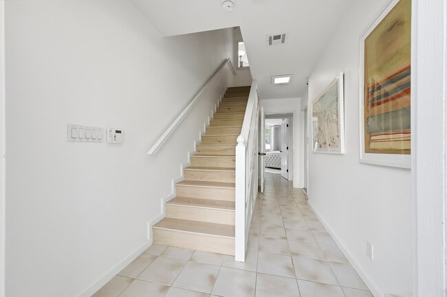 Photo - 4535 Coquina Rd