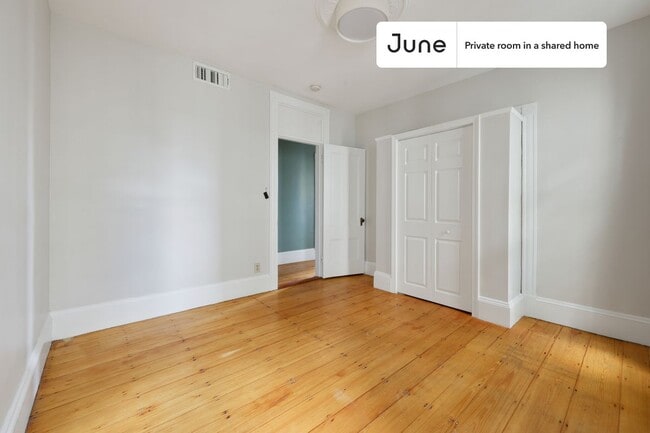 Photo - Room in Shared 4 bed/1 bath home Unit C