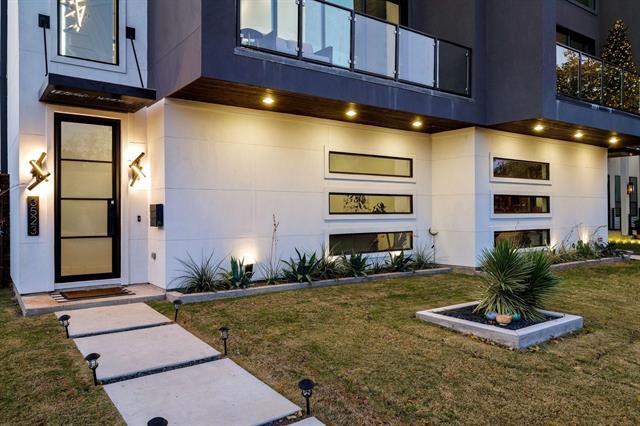 Photo - 3523 N Versailles Ave