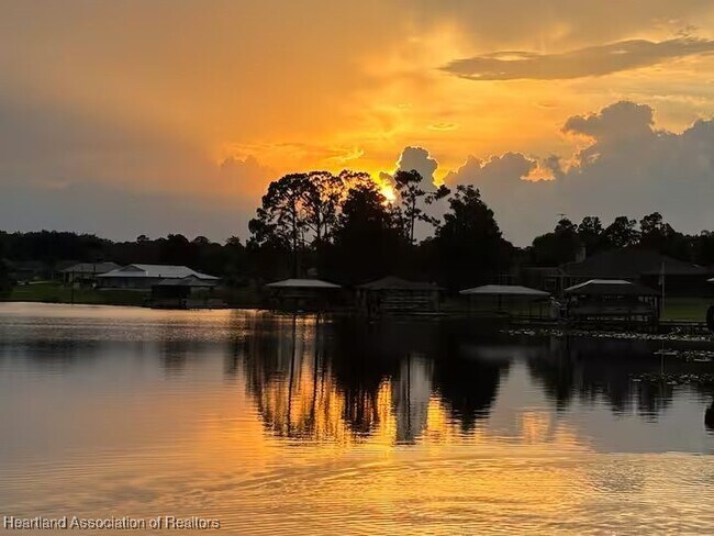 Photo - 3116 Tanglewylde Ave