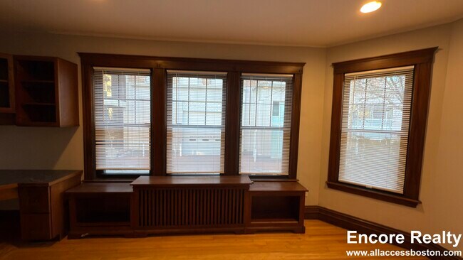 Photo - 17 Story St Unit 3