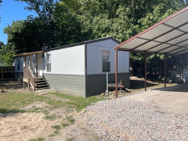 Photo - 168 Long Beach Dr