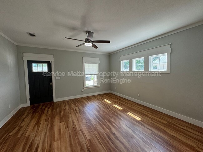 Photo - 1416 E Baars St