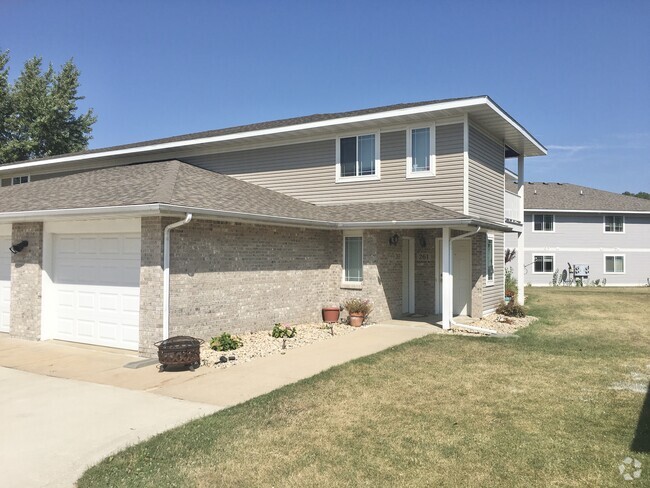Building Photo - 261-267 Meadowside Dr Rental