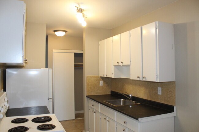 Photo - McQueen Place