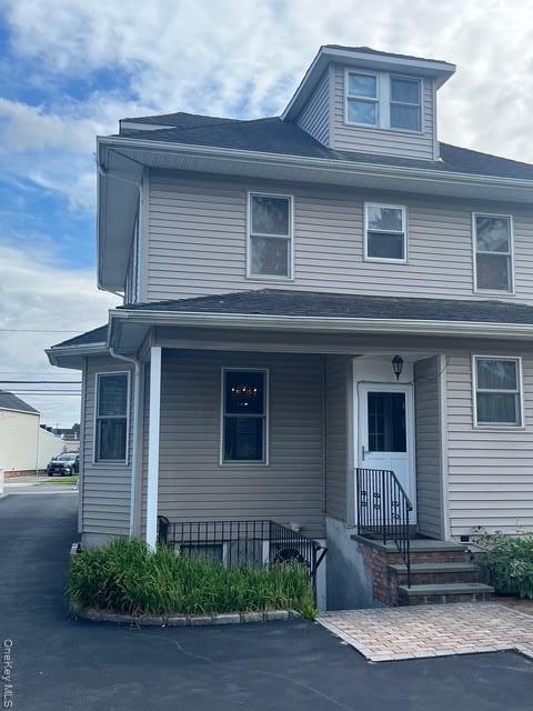 Photo - 172 W Nicholai St