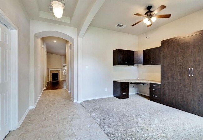 Photo - 507 King Eider Ln
