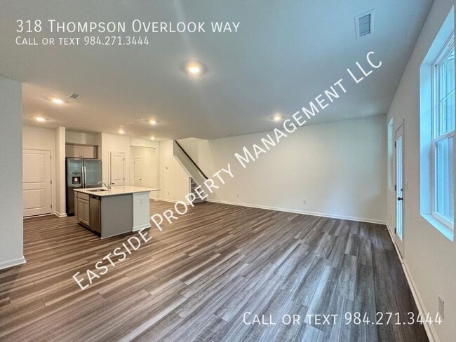 Photo - 318 Thompson Overlook Wy