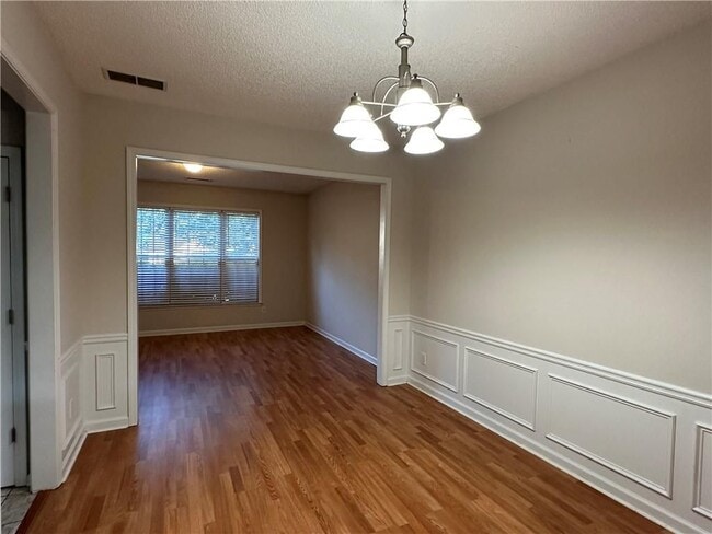 Photo - 7235 Treyburn Dr