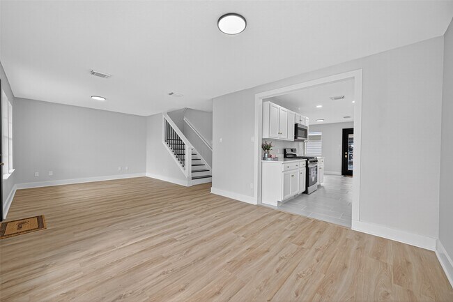 Photo - 19515 Fletcher Way Dr