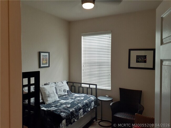 Photo - 1571 SE Hampshire Way Unit 104